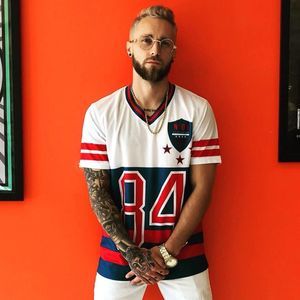 Meet your Posher, Johnny